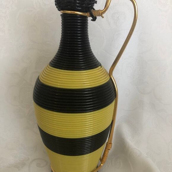 MCM Art Decor Wine Decanter - Picture 2 of 7